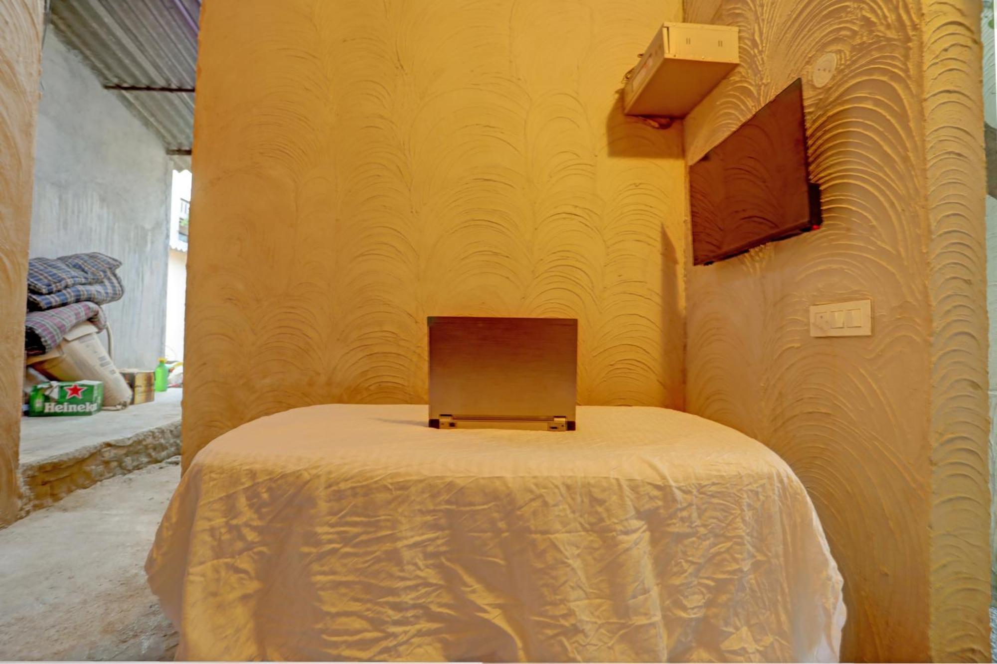 Hotel O The Mud House Bhundsi エクステリア 写真