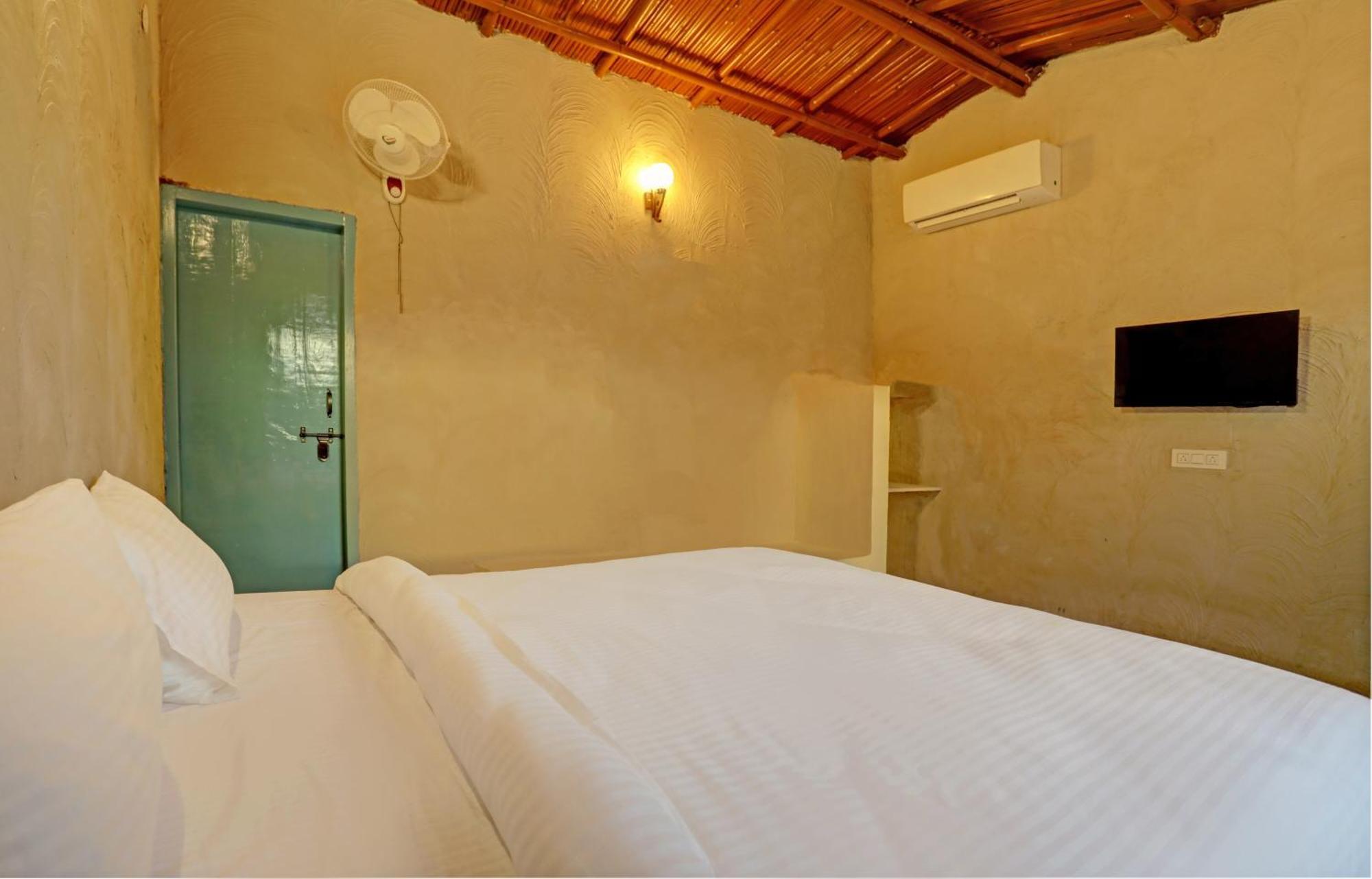 Hotel O The Mud House Bhundsi エクステリア 写真
